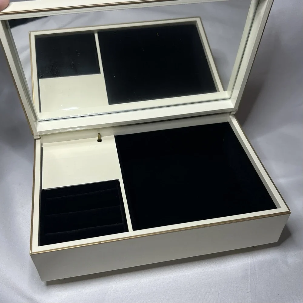 Vintage Yellow White Tulip Flower Japan Music Jewelry Box Edelweiss Bouquet‎